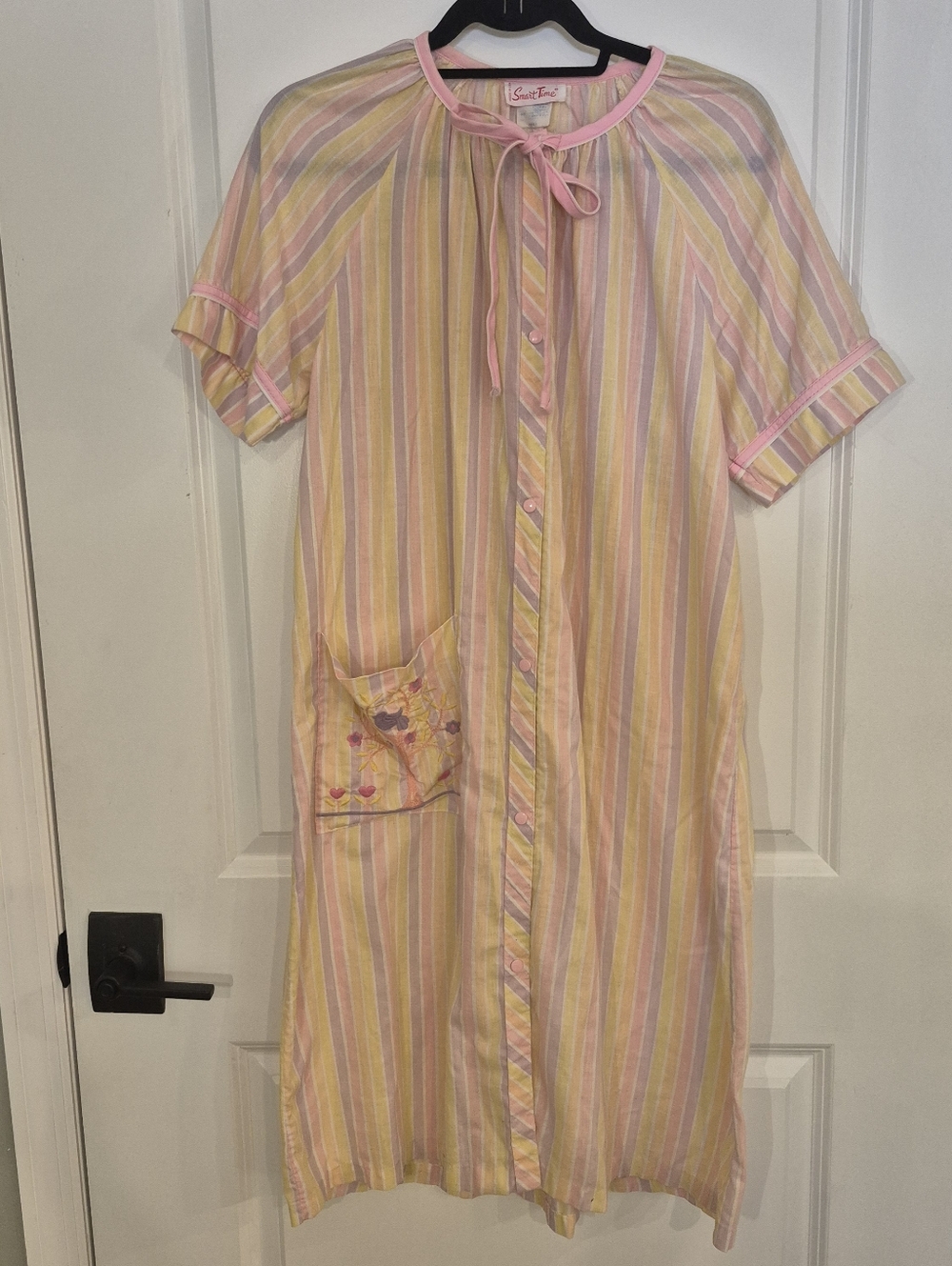 VNTG Sweet Dreams Pink & Yellow Striped Embroidered Pajama Nightgown M